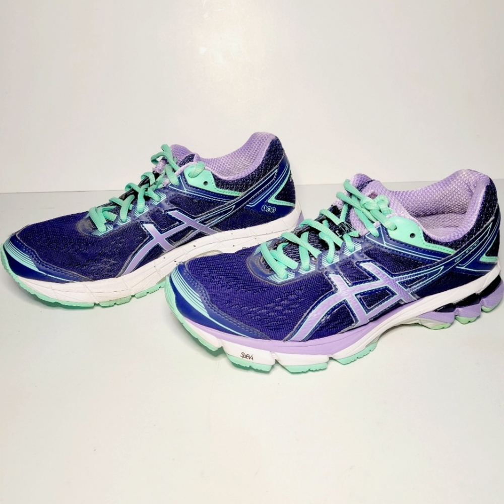 Womans Asics size 6.5 running walking & trail + bonus !